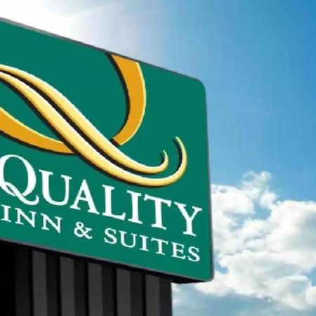 Quality Inn & Suites Las Cruces - University Area Екстериор снимка