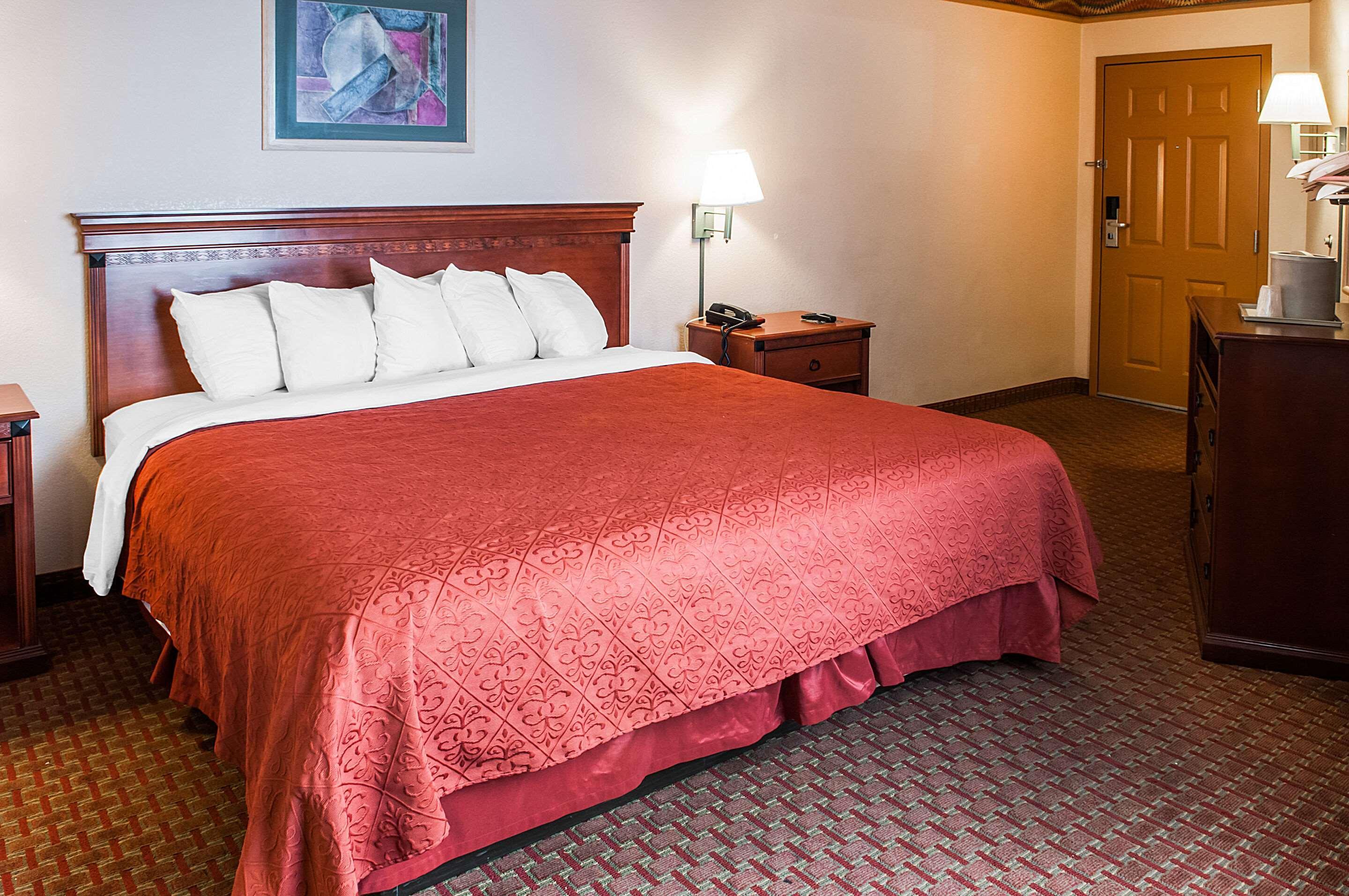 Quality Inn & Suites Las Cruces - University Area Екстериор снимка