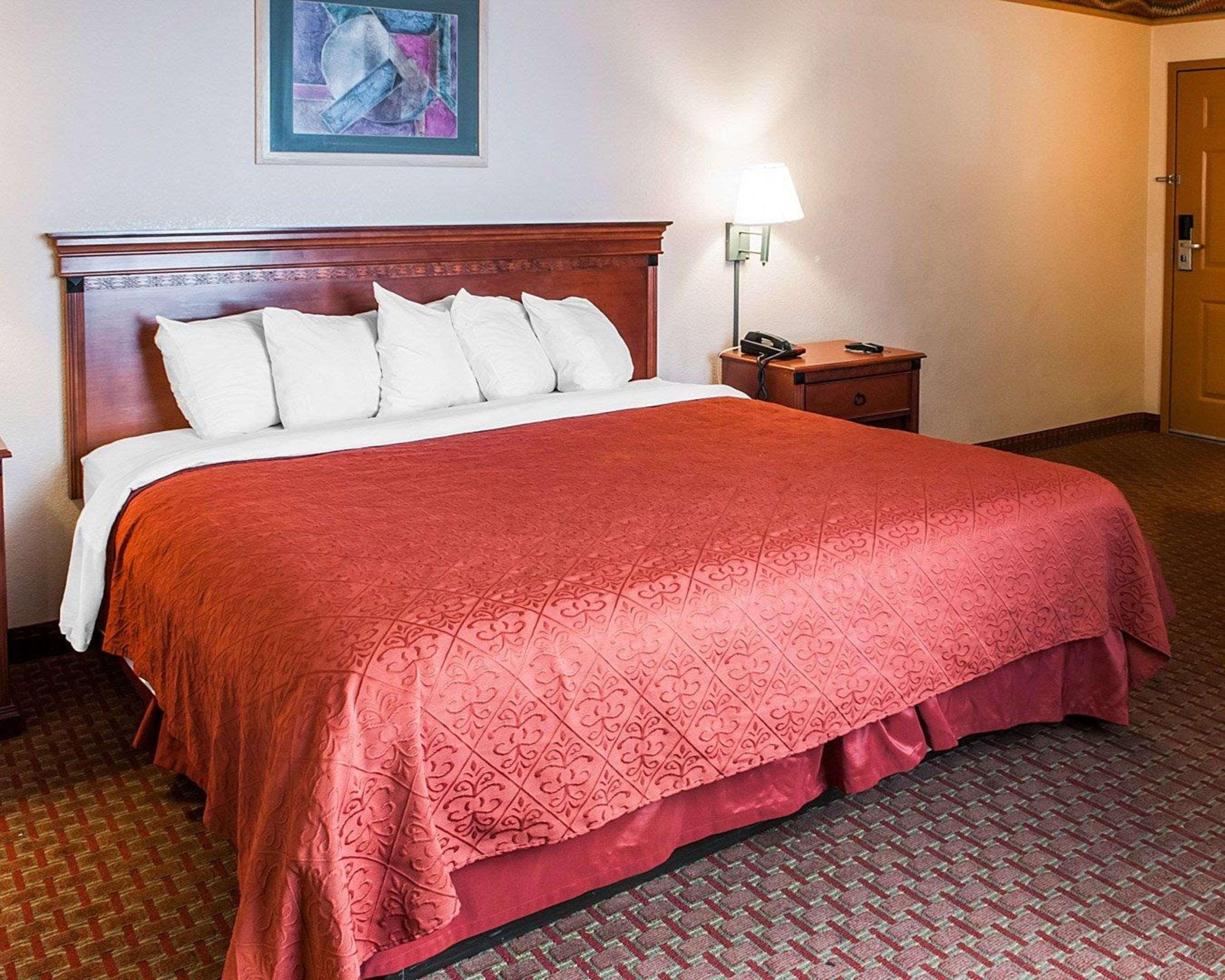 Quality Inn & Suites Las Cruces - University Area Екстериор снимка
