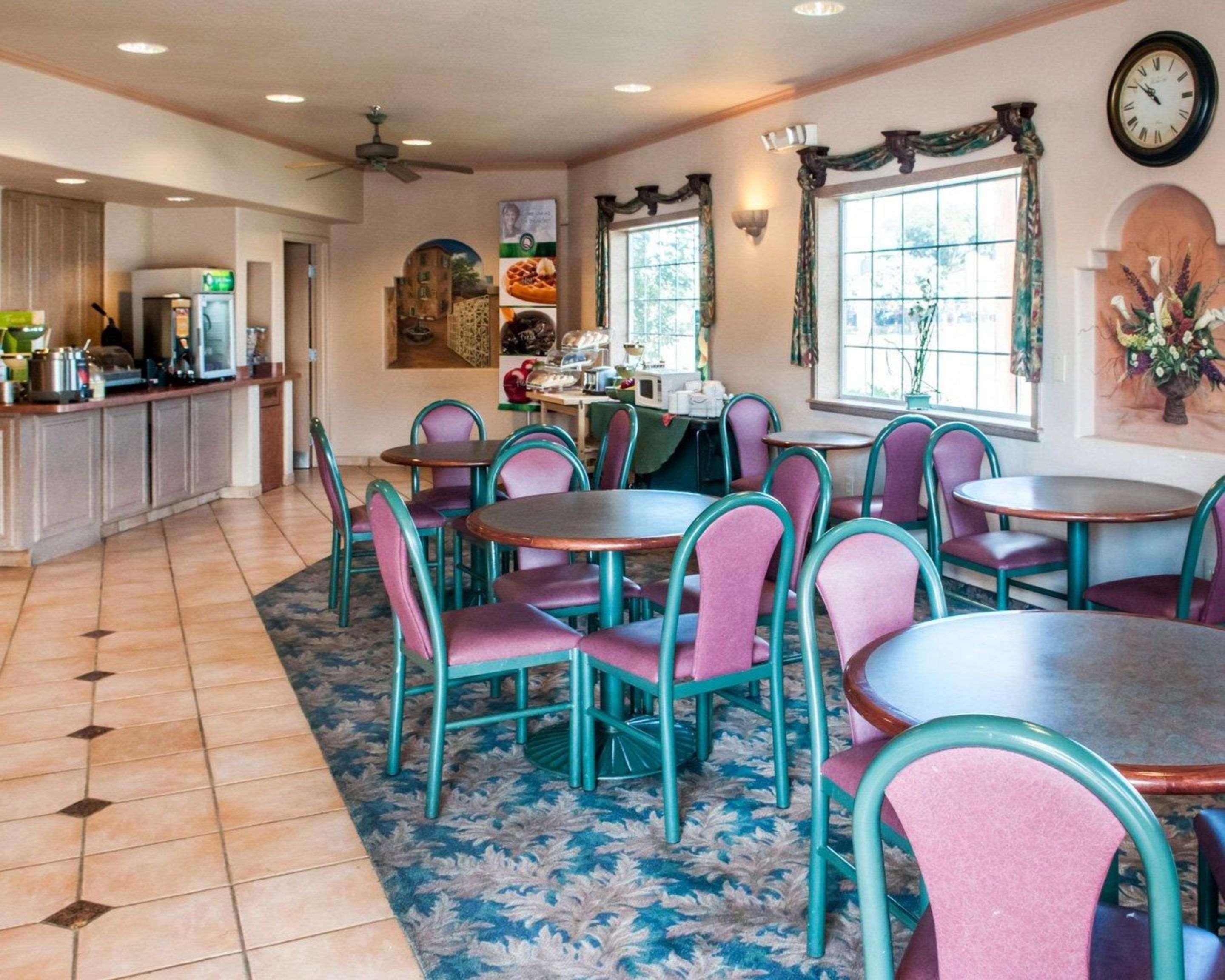 Quality Inn & Suites Las Cruces - University Area Екстериор снимка